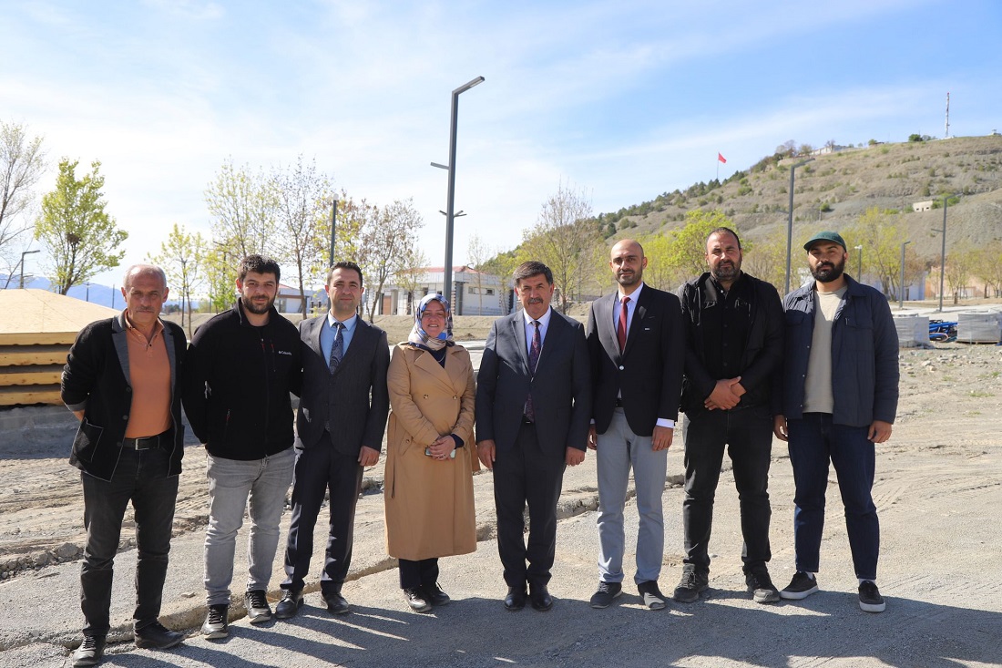 Başkan Aksun Esentepe rekreasyon projesi çalışmalarını yerinde inceledi.