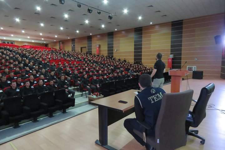 Polis Okulu Öğrencilerine Terörle Mücadele Bilgilendirme Eğitimi Verildi.