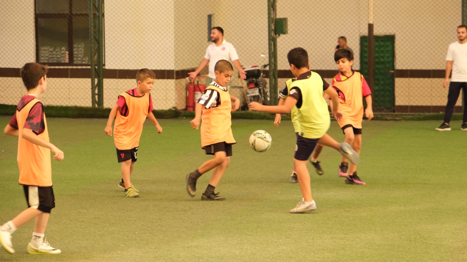 Erzincan Belediyesi’nin Yaz Spor Okulları Devam Ediyor.