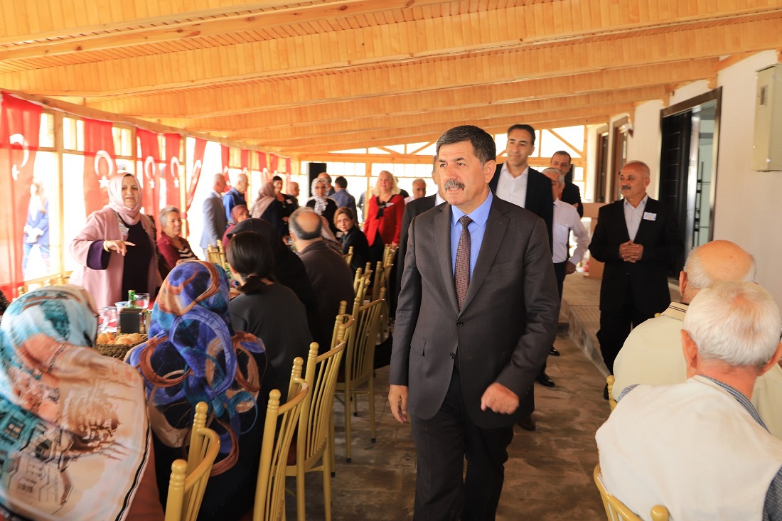 Erzincan Belediyesinden 1 Ekim Dünya Yaşlılar Günü Programı